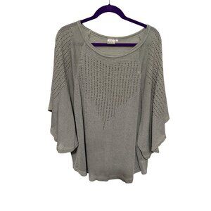 Womans Top Butterfly Sleeve Green with Silver Studs Hole Pattern XL